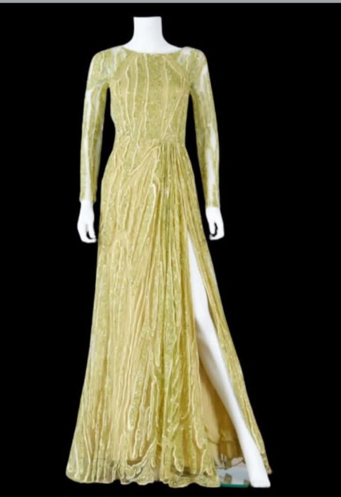 %E8%98%87%E5%AF%8C%E6%AF%94 %E7%B4%85%E6%AF%AF%E6%88%B0%E8%A2%8D00005 703x1024 1