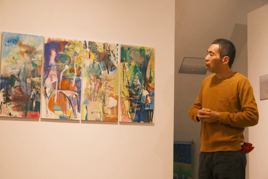 %E7%95%AB%E5%AE%B6%E5%A7%9C%E9%B4%BB%E9%80%B8%E8%A7%A3%E8%AA%AA%E7%95%AB%E4%BD%9C 1024x683 1