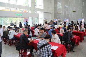 %E6%B1%82%E8%81%B7%E6%B0%91%E7%9C%BE%E7%B5%A1%E7%B9%B9%E4%B8%8D%E7%B5%952 300x200 1