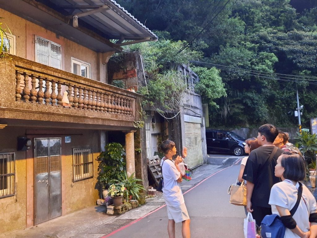 %E9%BB%83%E9%87%91%E5%8D%9A%E7%89%A9%E9%A4%A8%E7%A4%A6%E4%BA%8B%E8%81%9A%E4%BD%9C%E6%B2%BF%E7%A4%A6%E8%84%88%E5%90%8C%E8%A1%8C%E8%AE%93%E8%A8%98%E6%86%B6%E7%99%BC%E5%85%89%E7%B3%BB%E5%88%97%E6%96%87%E5%8C%96%E8%B5%B0%E8%AE%80%E6%B4%BB%E5%8B%95%E4%BB%8A%E5%B9%B4%E5%B0%87%E5%B8%B6%E4%BE%8616%E5%A0%B4%E7%B2%BE%E5%BD%A9%E8%B5%B0%E8%AE%80%E6%B4%BB%E5%8B%95 1024x768 1