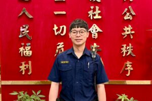 %E5%BC%B5%E8%82%B2%E9%BD%8A 300x200 1