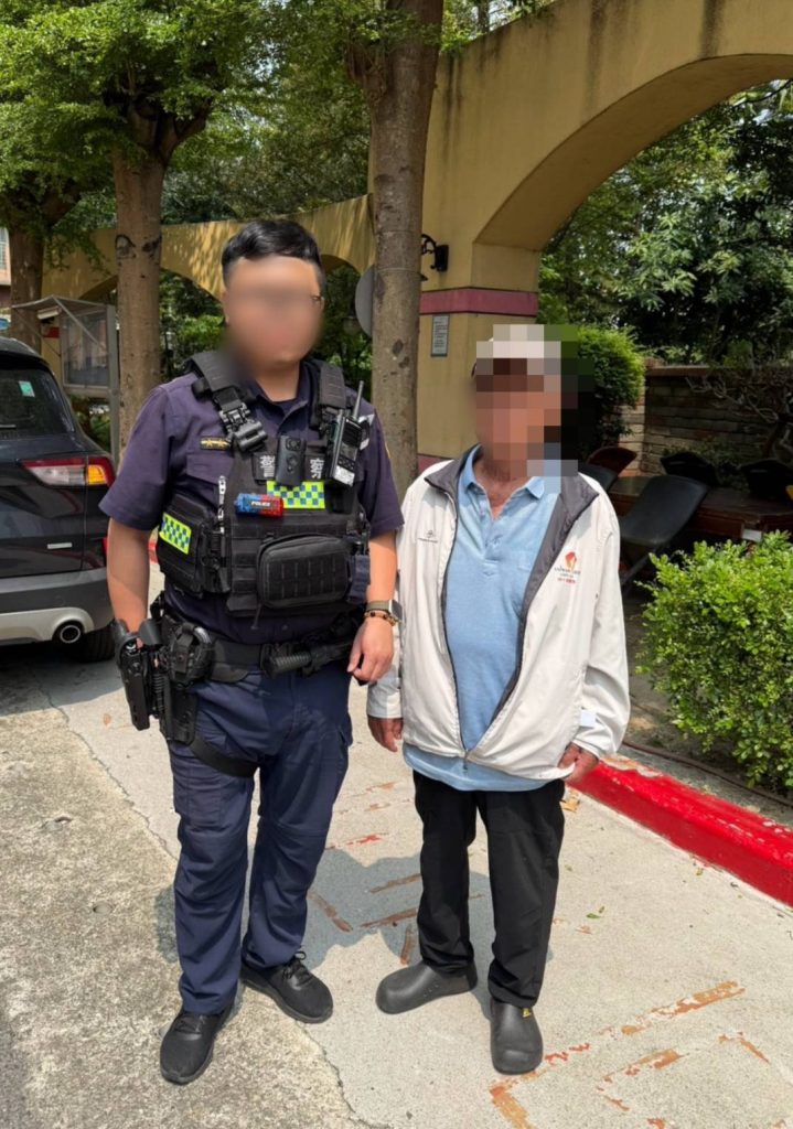 S 535511118 0 719x1024 1