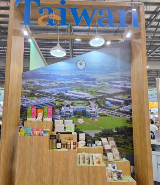 20260421214214 50 519x600 1