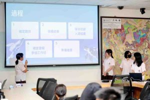 %E5%9C%962%E5%8E%BB%E5%B9%B4%E7%89%B9%E5%84%AA%E5%9C%98%E9%9A%8A%E8%87%BA%E5%8C%97%E5%B8%82%E7%AB%8B%E5%85%A7%E6%B9%96%E9%AB%98%E7%B4%9A%E4%B8%AD%E5%AD%B8%E6%9C%89%E6%A0%B9%E4%B9%8B%E6%A8%B9%E7%B6%93%E9%A9%97%E5%88%86%E4%BA%AB 0 Fotor 300x200 1