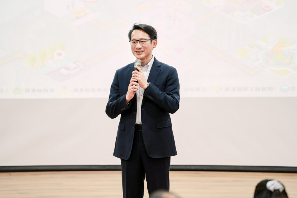 S 536944645 1024x682 1