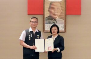 %E4%B8%80 84 300x194 1