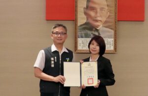 %E5%9B%9B 13 300x194 1