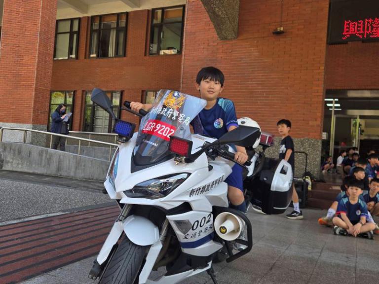 20260427151301 8f1f3bd5