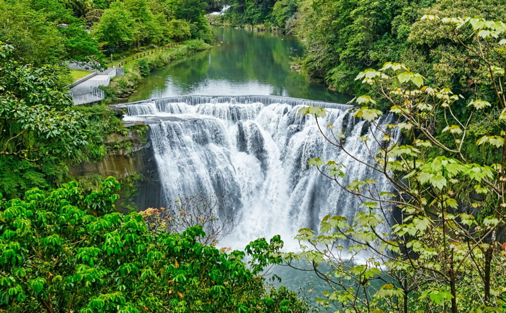 %E5%8D%81%E5%88%86%E7%80%91%E5%B8%83%E5%9C%92%E5%8D%805%E6%9C%881%E6%97%A5%E8%87%B39%E6%9C%8830%E6%97%A5%E5%BB%B6%E9%95%B7%E9%96%8B%E5%9C%92%E6%99%82%E9%96%93%E8%87%B3%E4%B8%8B%E5%8D%886%E6%99%82 1024x634 1