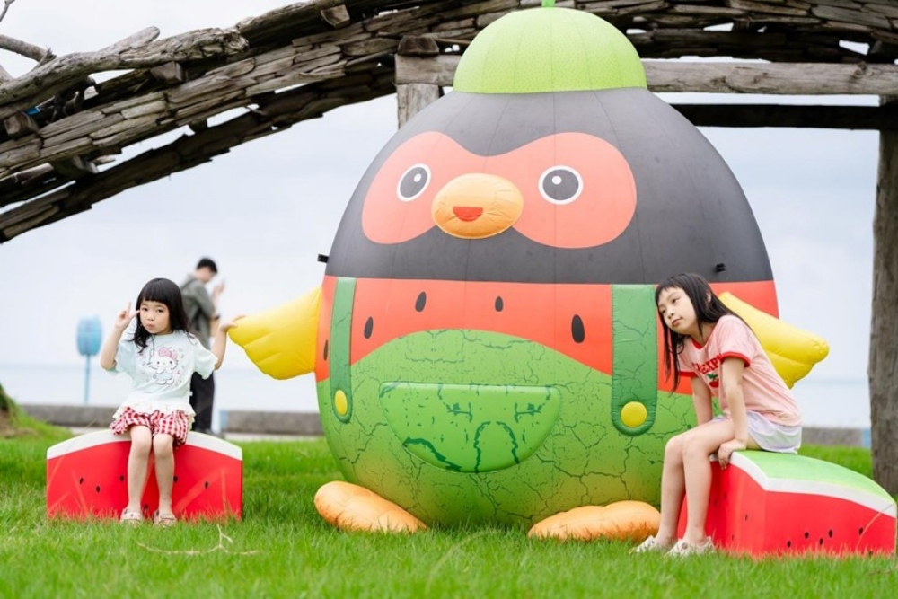 花蓮南濱湧入人潮!《夏日好瓜 城市降溫計畫》第二日持續升溫 6 030517006