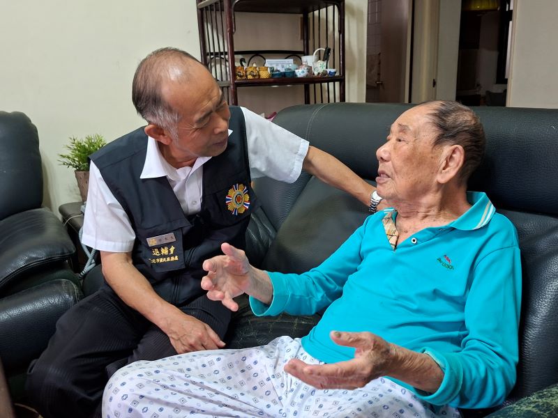 《圖說》95歲榮民李宙增爺爺。〈臺北市榮服處提供〉