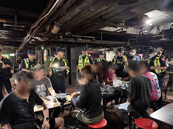 桃警雷霆除暴強力掃蕩 查獲毒品彩虹煙500餘支 6 f 29520818 1