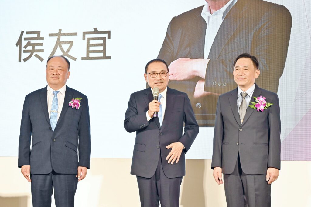 侯友宜出席新北後憲荷松協會新卸任理事長交接 感謝攜手守護市民安居樂業 10 1ABC 0417 1024x683 1
