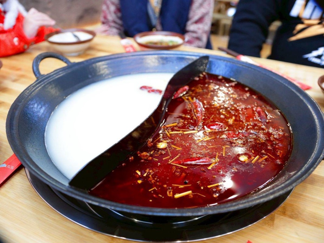 台中龍井人氣火鍋!東海商圈正宗四川串串 平價不限時聚餐推薦 8 05a27abb 9d15 4457 b3c0 3a69d304fe53 177984995862949706001349485
