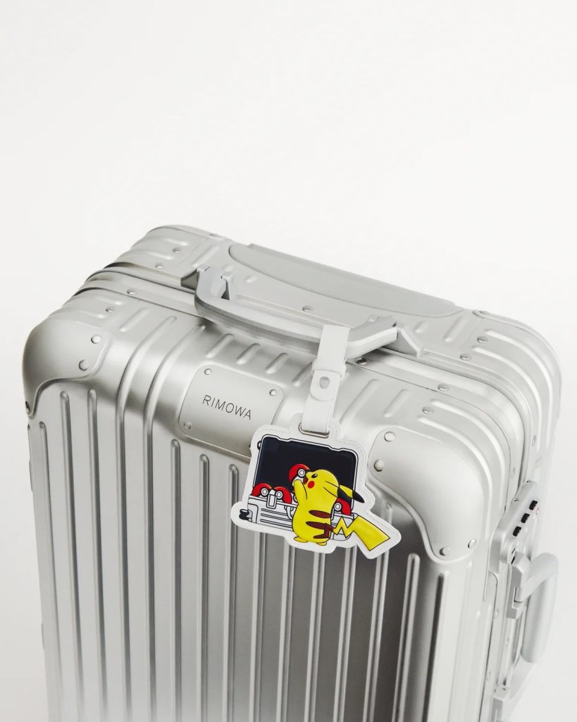 %E5%9C%96%E7%89%87 RIMOWA%E5%AF%B6%E5%8F%AF%E5%A4%A2%E6%97%A5%E6%9C%AC%E9%99%90%E5%AE%9A%E8%81%AF%E5%90%8D%E6%9B%9D%E5%85%89 2 0 819x1024 1