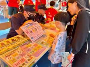稚童園遊樂開懷 員警宣教獲童趣 8 %E4%B8%89 300x225 1